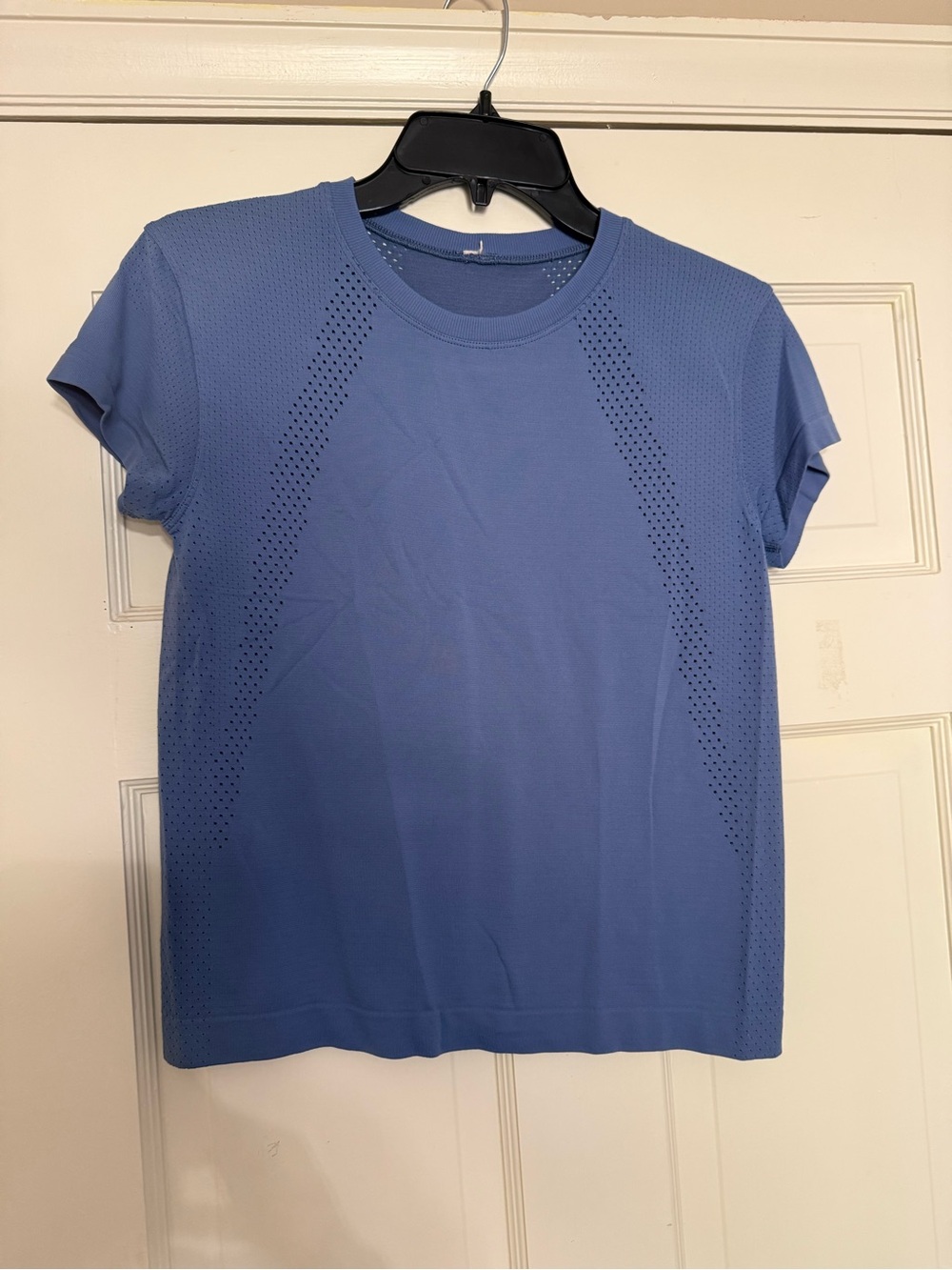 Lululemon Blue Train to Be Short Sleeve Shirt - 4 - Wild Indigo